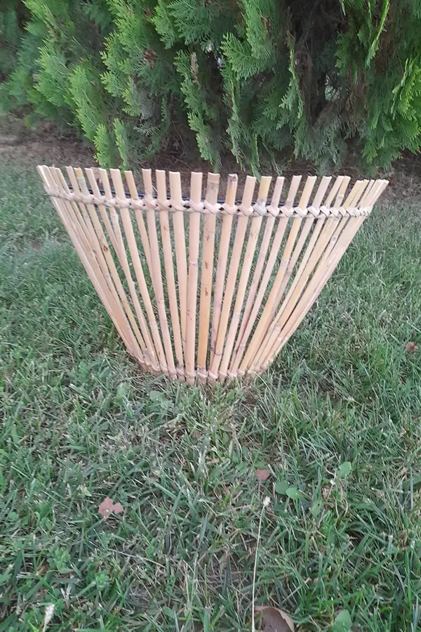 Demir Aksamlı Kargılı ve Rattan Örgülü Hasır Aplik